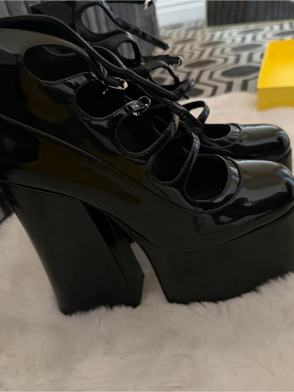 Marc Jacob KiKi Boots - Picture 5 of 7